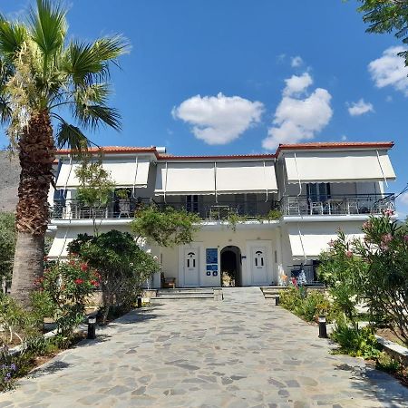 Elea Guesthouse Galaxídhion エクステリア 写真