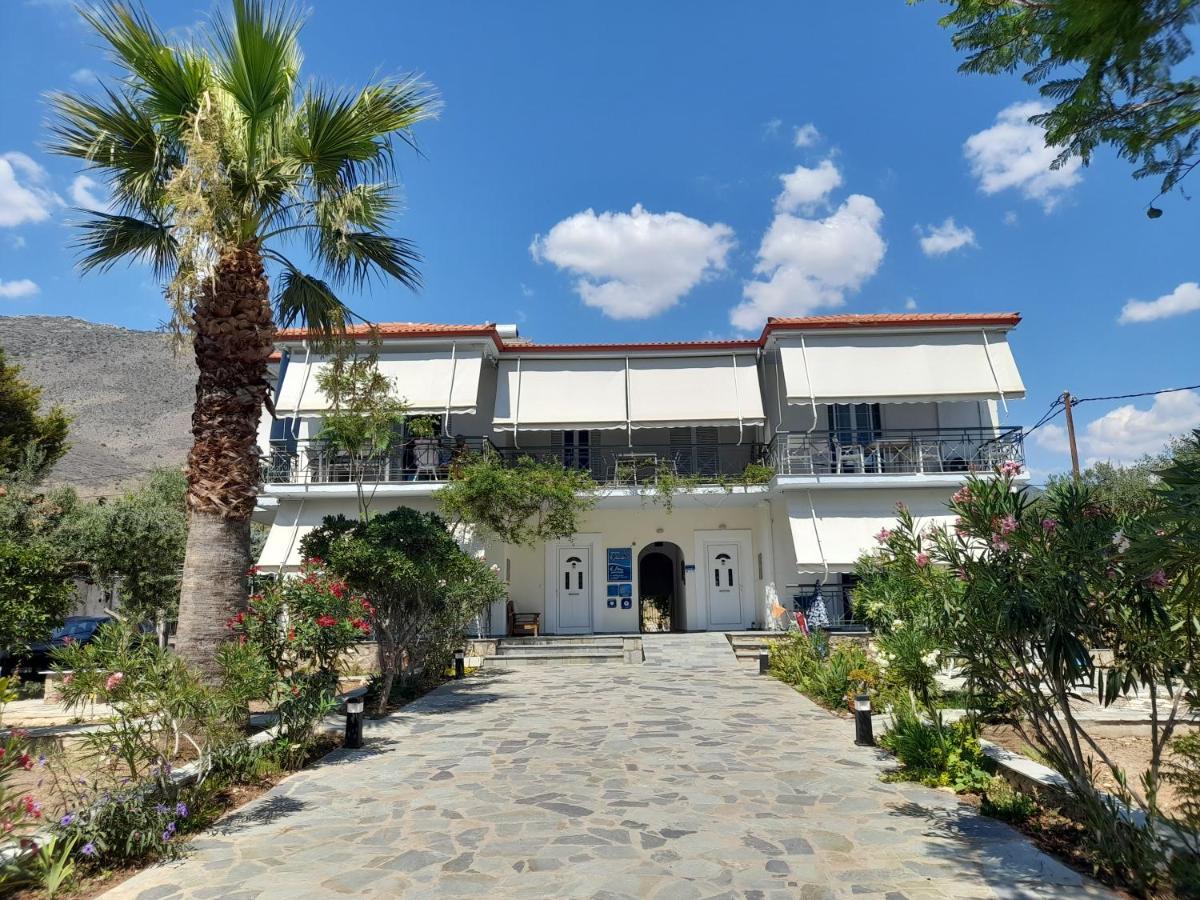 Elea Guesthouse Galaxídhion エクステリア 写真
