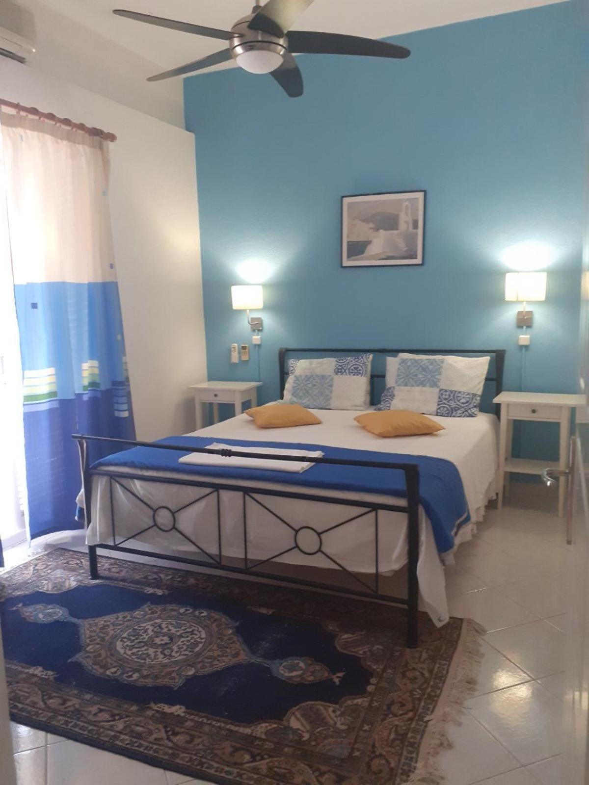 Elea Guesthouse Galaxídhion エクステリア 写真