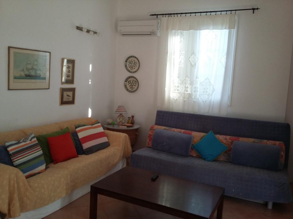 Elea Guesthouse Galaxídhion エクステリア 写真